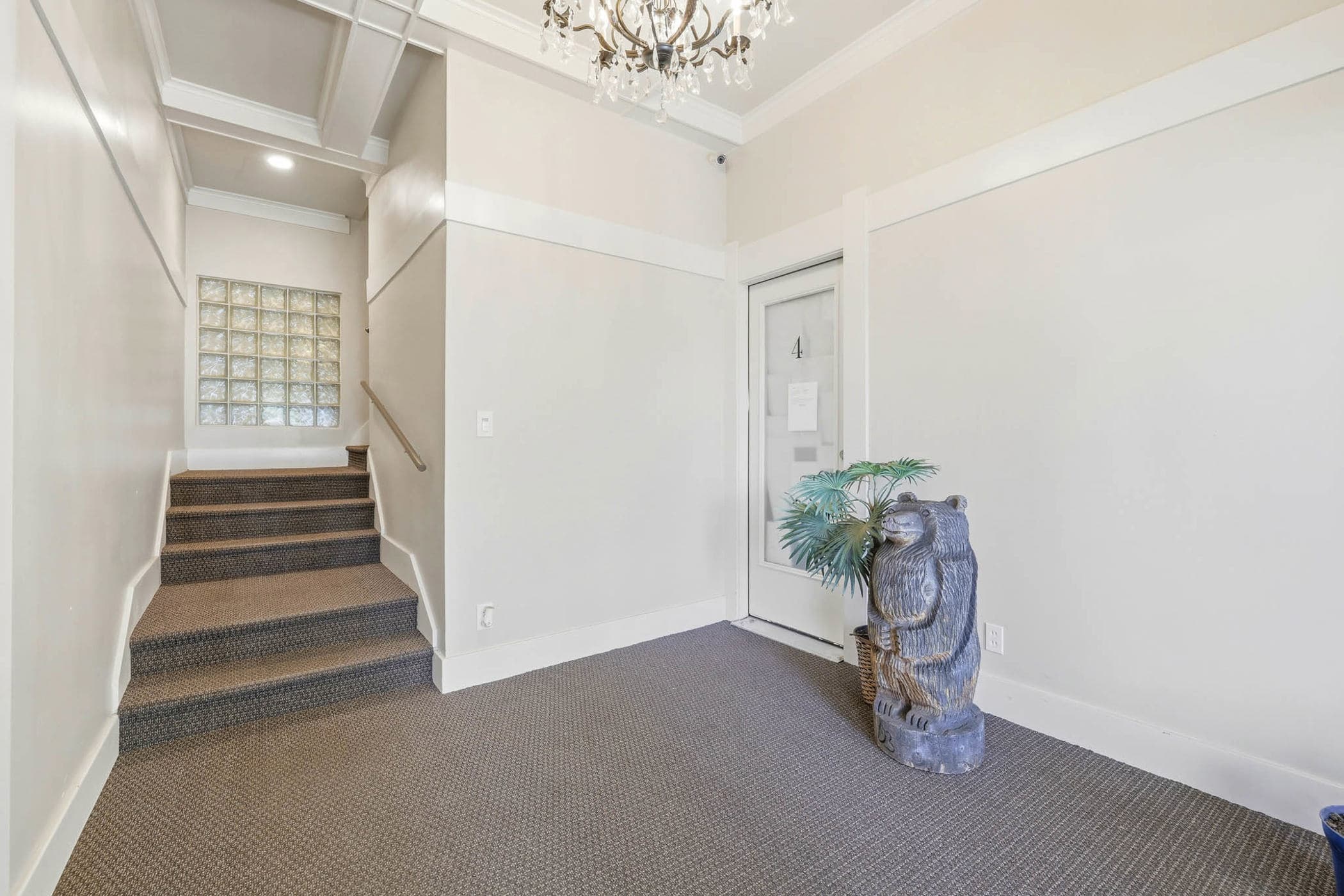 Lords Apartments